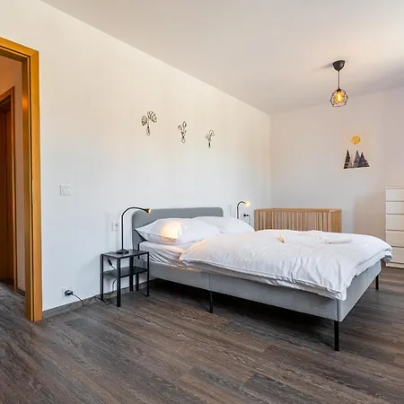 Aparthotel Platz *