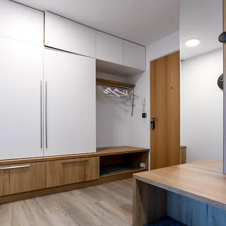 Platz מלון דירות 4*