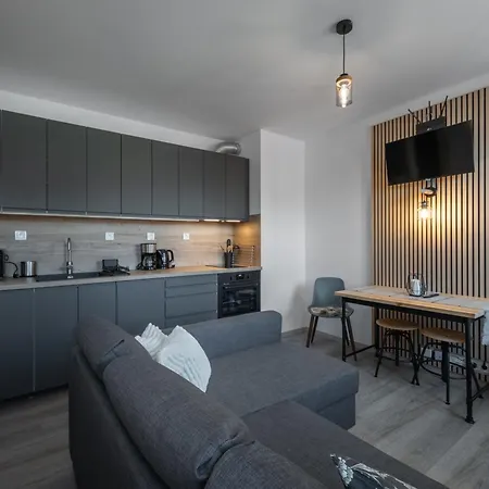 Platz אברטאמי