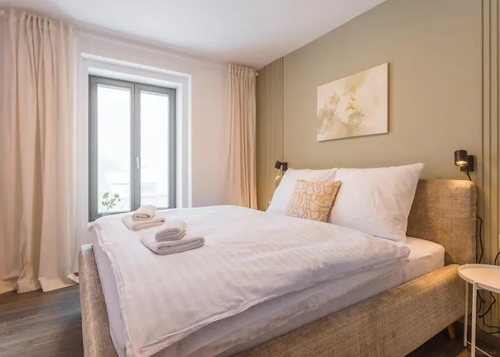 Platz Apartahotel 4*